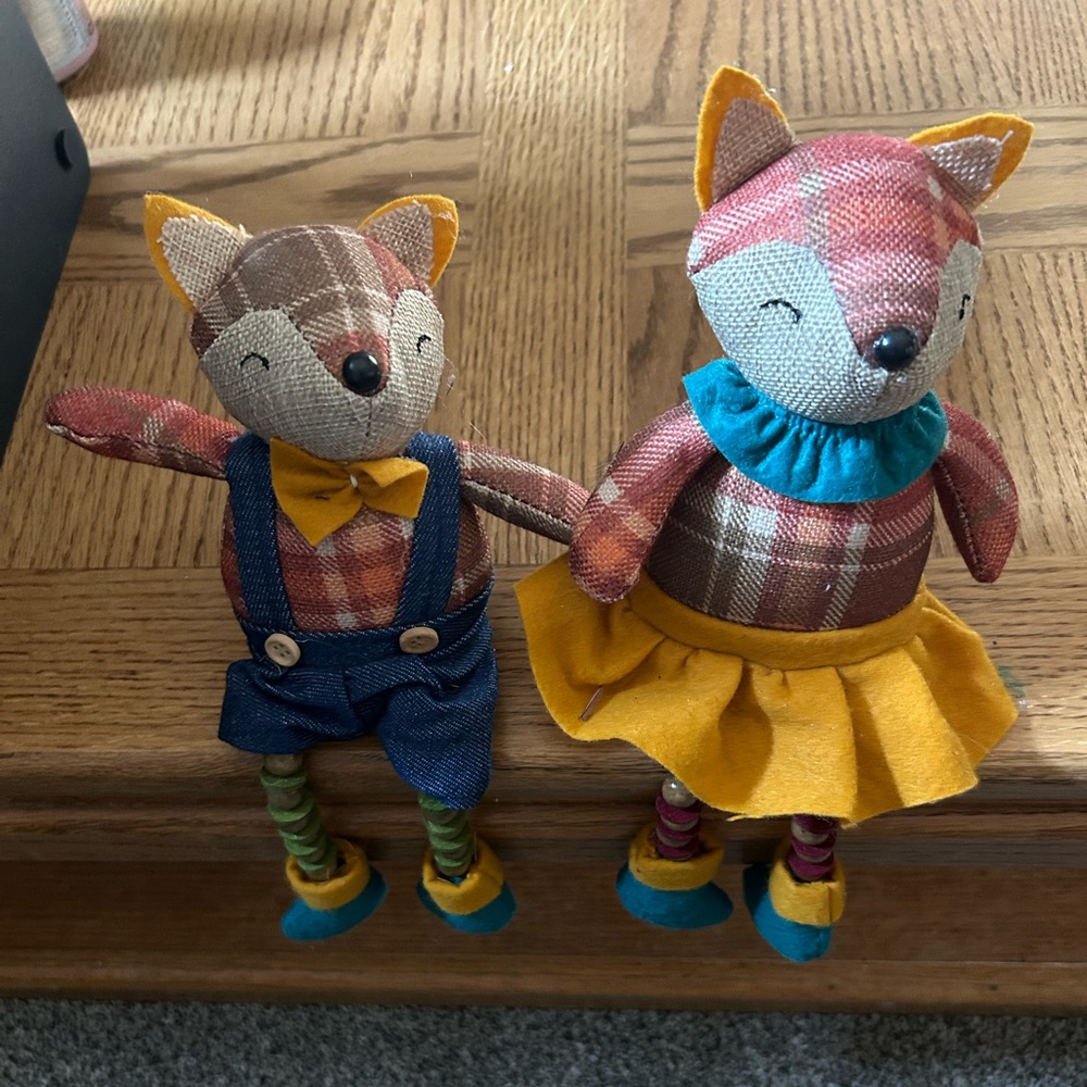 Fall Fox Plush Toy Set - Picture 2 of 4